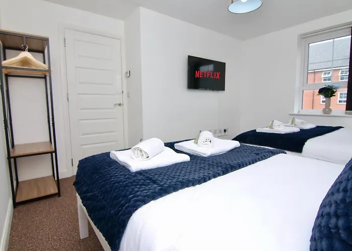 Canalview House - Fully Furnished Coventry City Centre Home