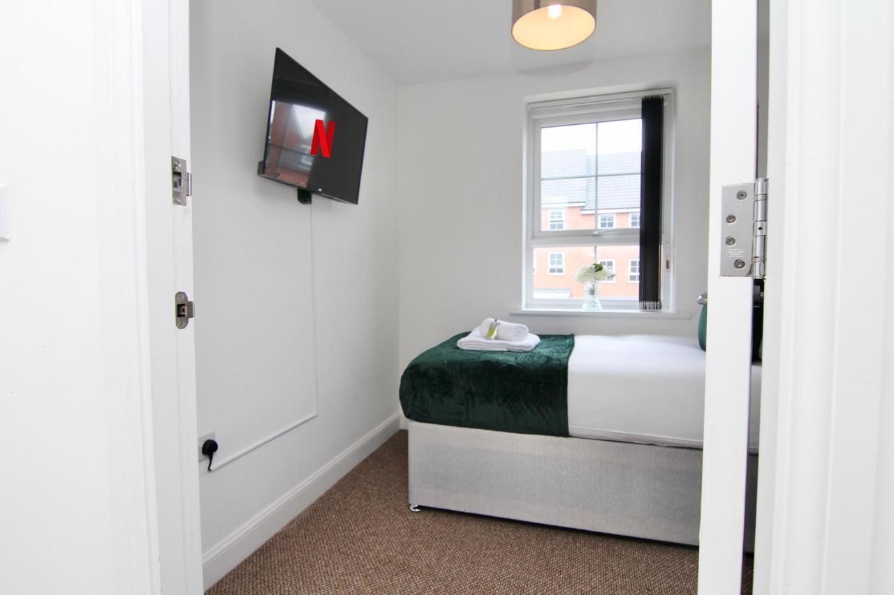 Canalview House - Fully Furnished Coventry City Centre Home Дом отдыха *