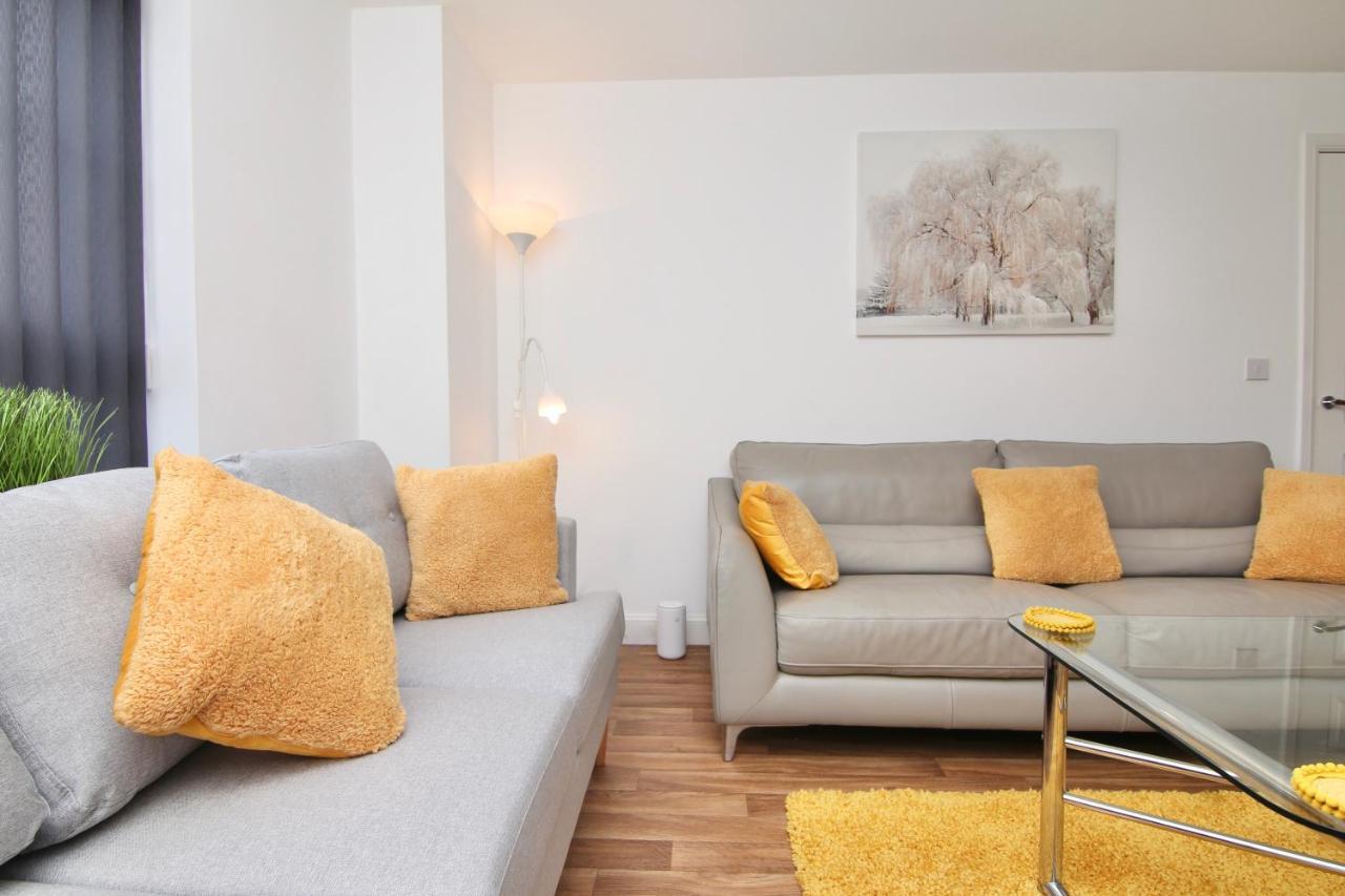 Дом отдыха Canalview House - Fully Furnished Coventry City Centre Home *